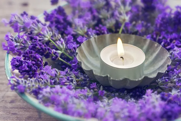 Closeup of a burning candle — Stock Photo, Image