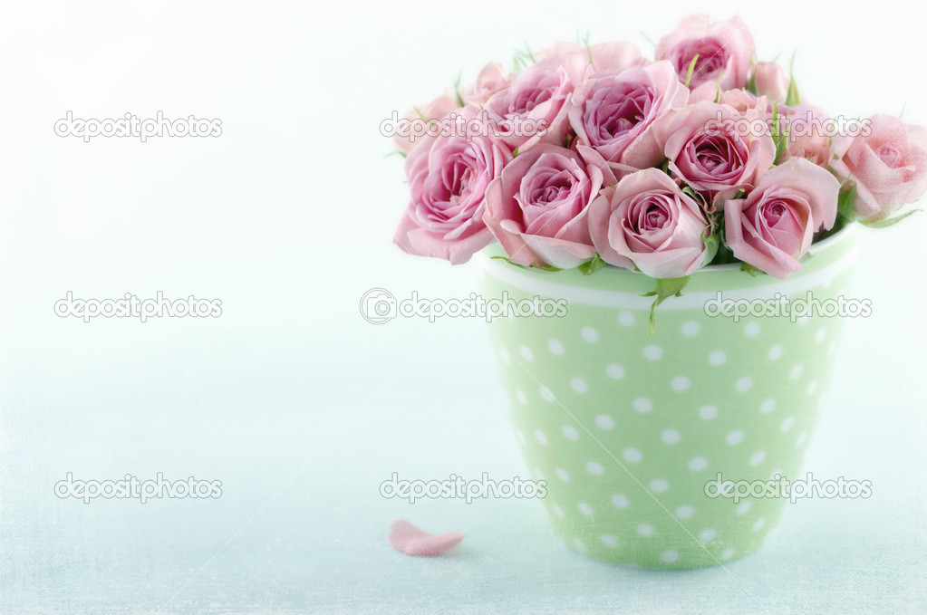 Pink romantic bouquet of roses