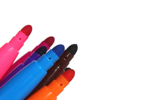 Marcadores Multicolores Brillantes Encuentran Sobre Fondo Blanco — Foto de Stock