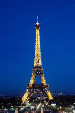 Geceleri - paris tour Eiffel
