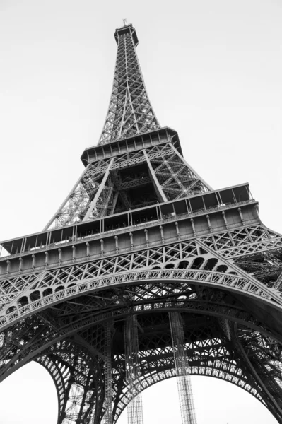 Eiffel-Tour in Paris — Stockfoto