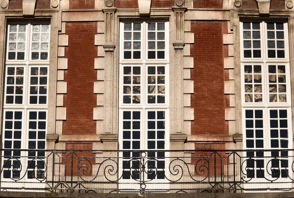 Place des vosges, Parijs - gebouw — Stockfoto