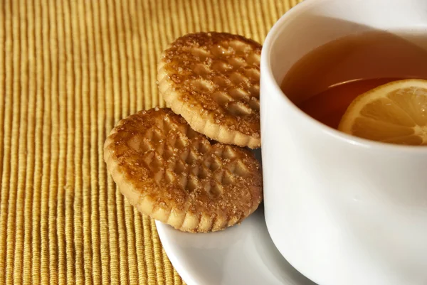 Tea and biscuits — Stock Photo, Image