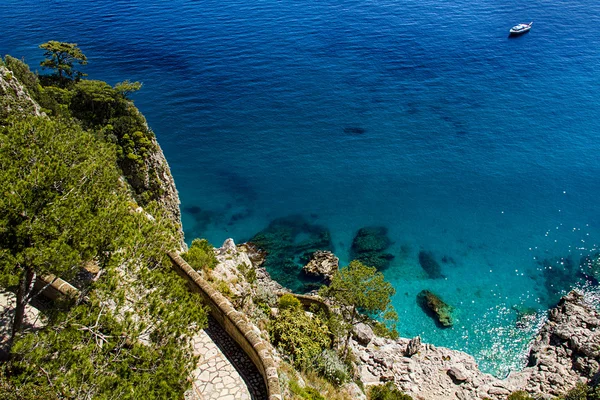 Hermoso mar en Capri - Italia — Foto de Stock