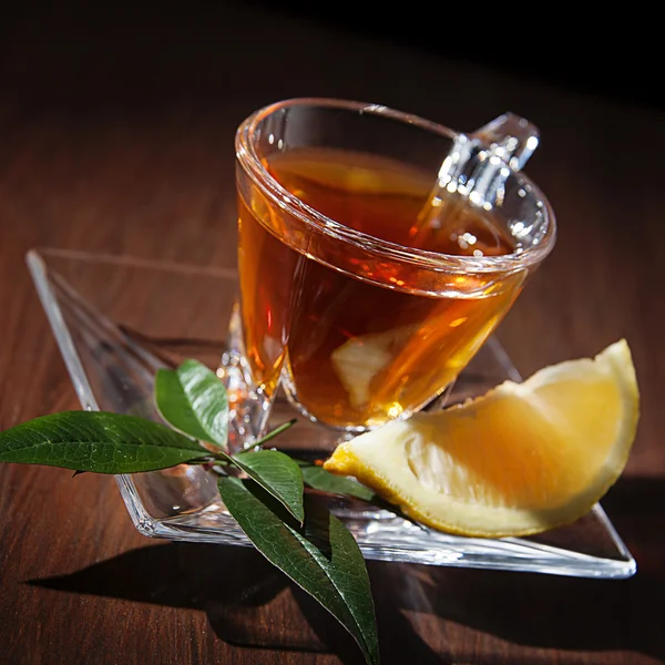 Çay Kupası ve limon — Stok fotoğraf