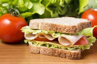 tavuk göğsü sandviç