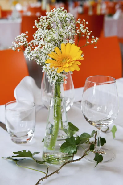 Tischdecken beim Hochzeitsempfang — Stockfoto