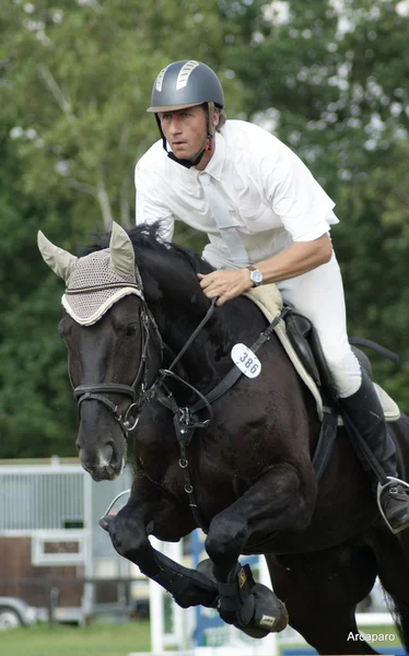 Show jumping — Stock Photo, Image