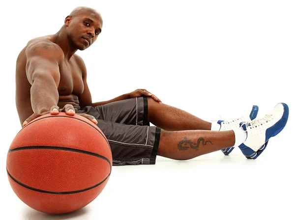 Attractive black 30s man with basket ball. Clipping path. — Stock Photo, Image