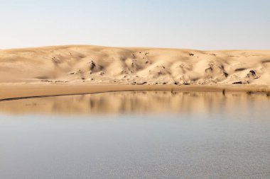 Göl, kum tepeleri, Bacopari, Mostardas, Rio Grande do Sul, Brezilya