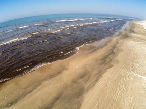 공중에서 아토스 해변의 파도와 브라질 그란데 — 스톡 사진