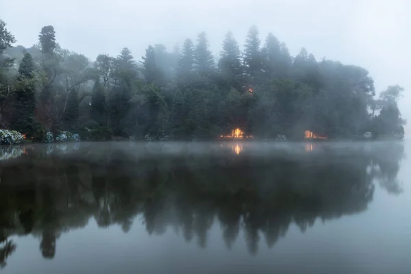 Lago Negro Lake Fog Lights Reflection Gramado Rio Grande Sul — стоковое фото