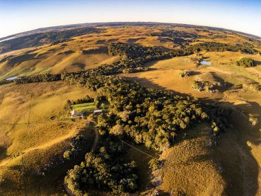 Sisli tarlaların havadan görünüşü, Cambara do Sul, Rio Grande do Sul, Brezilya