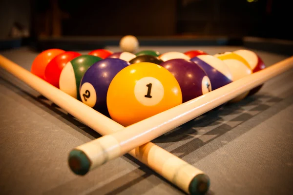 Billiard balls on pool table — Stock Photo, Image