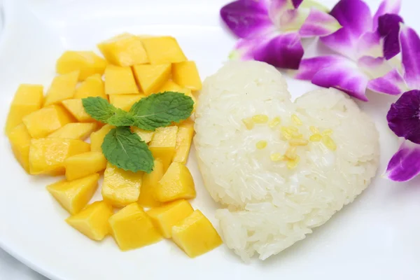 Mango ve yapışkan pirinç — Stok fotoğraf