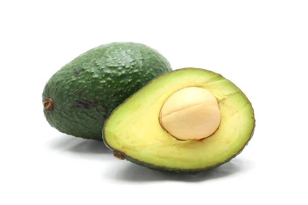 Avocado isoliert auf weißem Hintergrund — Stockfoto