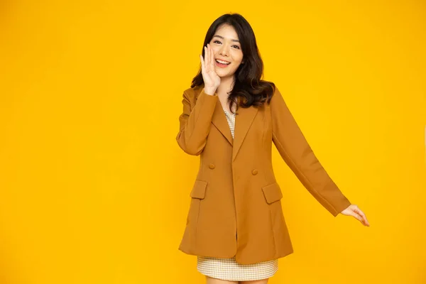Young Asian Business Woman Suit Speech Announce Isolated Yellow Background — 스톡 사진