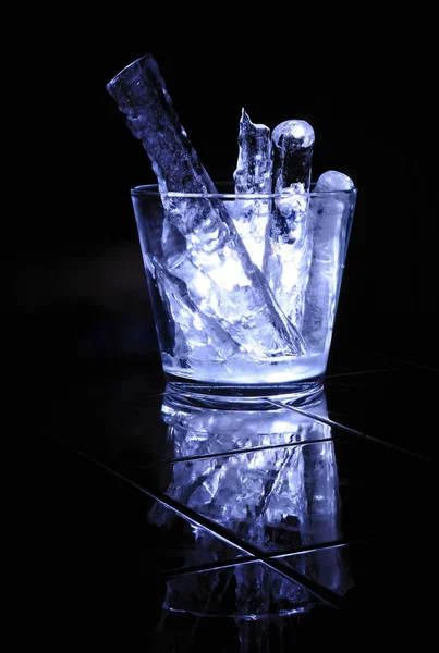 Grandes trozos de hielo — Foto de Stock