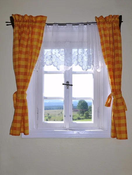 Eski pencere