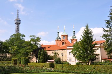Petrin Kulesi Prag Park