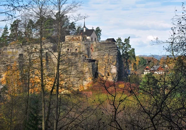 Kasteelrots — Stockfoto