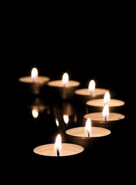 Muitas velas de chá — Fotografia de Stock