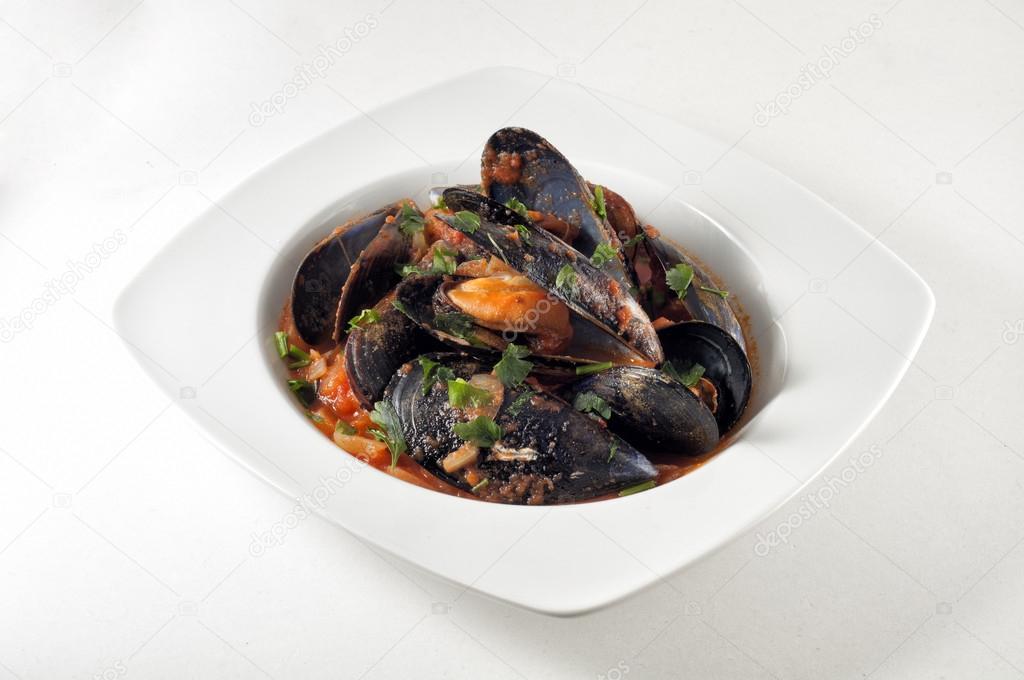 Mussels with seafood