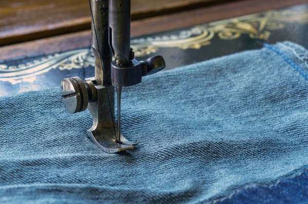 Ретро инструмент швейной машины — стоковое фото