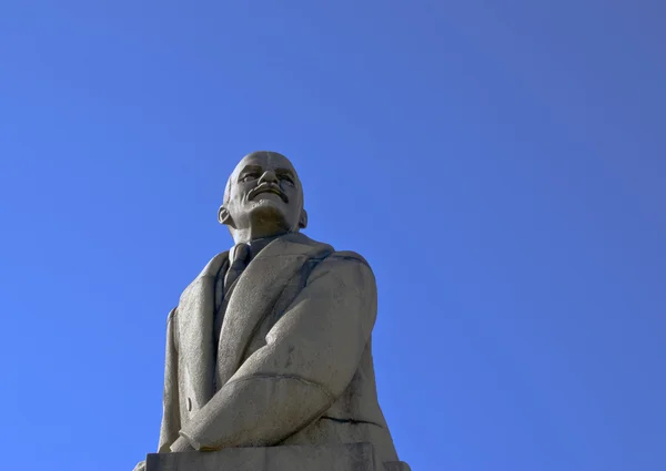 花岗岩雕塑的弗拉基米尔 · 列宁 — 图库照片