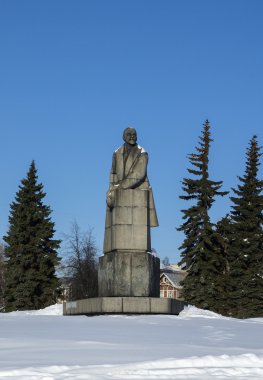 en büyük granit heykel, vladimir lenin