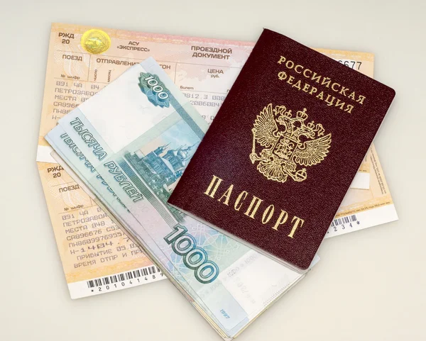 Money, passport and train ticket — Stock Photo, Image