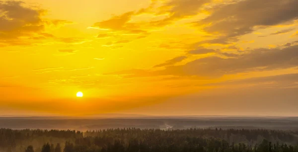 Le paysage du coucher du soleil — Photo