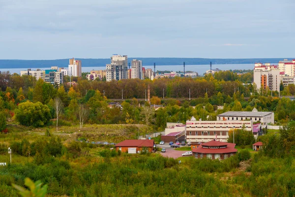 Centrum Szkolenia Psów Policyjnych Pejzażu Miasta Petrozavodsk Rosja Brzegu Jeziora — Zdjęcie stockowe