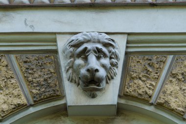 Eski mimari yapı ayrıntıları, St. Petersburg 'daki aslan başı.
