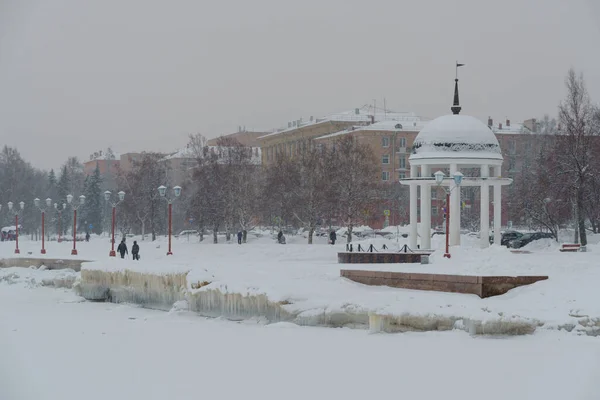 Lakeside City View Rotunda Snowfall Winter Petrozavodsk Russia — Stock Photo, Image