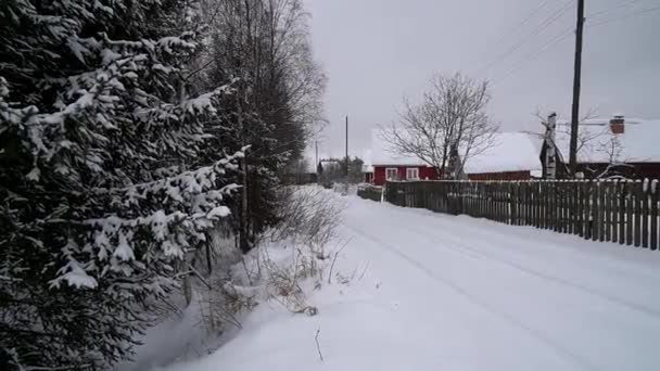 Klidná Zimní Vesnice Krajina Cestou Zasněžený Den Rusko — Stock video