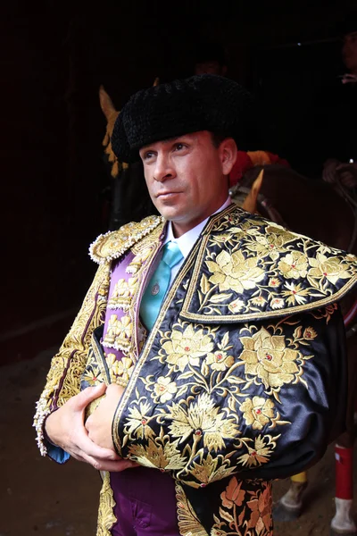 Torero Colombiano con el capote Liado — Photo