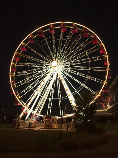 Ferris Wheel v noci. — Stock fotografie