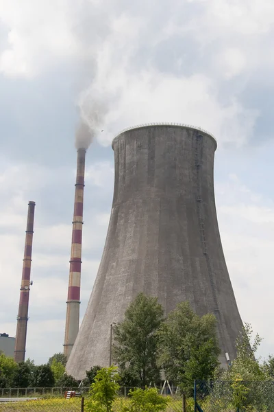 Elektrotermiczny Elektrownia - Chłodnia kominowa — Zdjęcie stockowe
