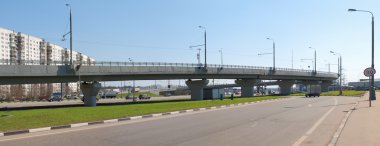 annino içinde yol sehpa