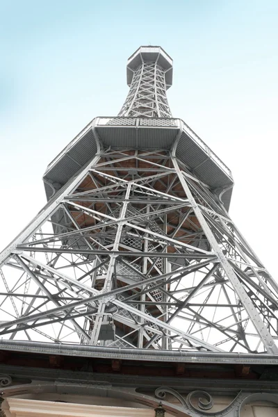 Смотровая башня на Петринском холме, Чехия — стоковое фото
