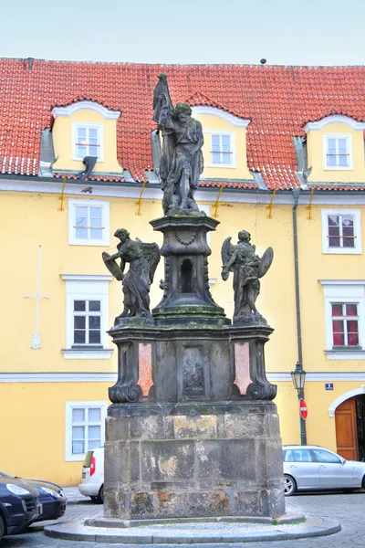 Statuer i gamle Praha, Tsjekkia – stockfoto