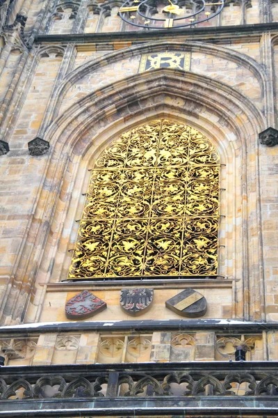 Decorative grate on St Vitus Cathedral, Prague, Czech republic — Stock Photo, Image