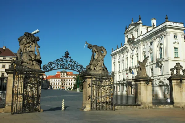 Matthias poort van kasteel in hradcany, Praag, Tsjechische Republiek — Stockfoto