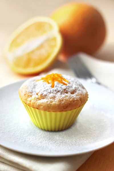 Muffin de requesón con ralladura de naranja — Foto de Stock
