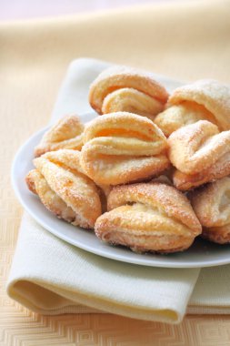 süzme peynir ve şeker kurabiye