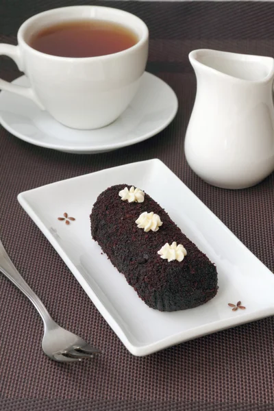 Small chocolate sweet cake — Stock Photo, Image