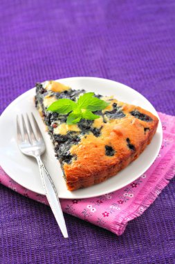 Yaban mersinli pasta