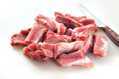 pişmemiş Domuz kaburga