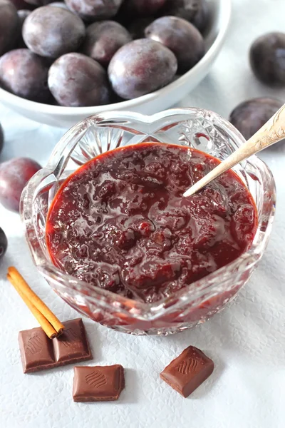Plum jam with chocolate and cinnamon — Stock Photo, Image